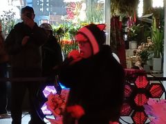 -瑞虹新天地月亮湾