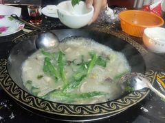 -尚品牛味汤锅火锅(康定总店)