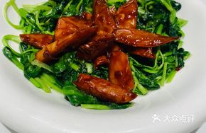 Chicken Greens with Braised Bamboo Shoots