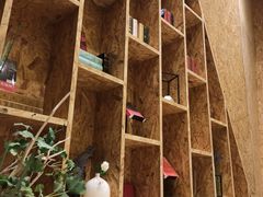 -新华里咖啡书吧(新华书店小寨店)