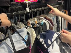 -万达广场(南昌红谷滩店)