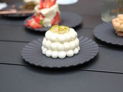 -潮一不贰·西式简餐·法式甜品(外滩店)