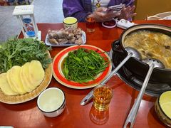 -菌之家·专业纯野生菌火锅·特色炒菌