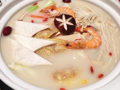-三人行骨头王火锅(长寿店)