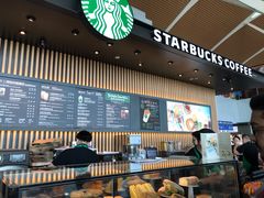 -星巴克(浦东机场T1国际27号口店)