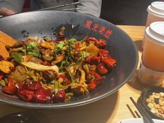 -风光老灶麻辣香锅(大成路翠微百货店)