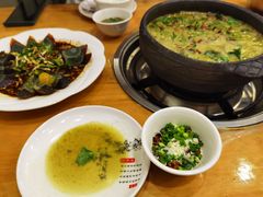 -榕江牛瘪牛肉火锅