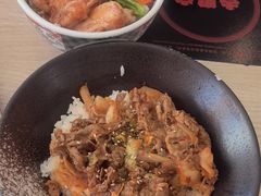 -吉野家(秀谷店)