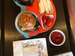 -珠海横琴国家地理探险家中心(创新方)