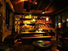 -城墙外BAR