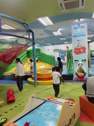 -莫莉幻想儿童乐园(武汉经开永旺店)