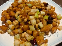 -东口码头·烧鸽子·鱼头泡饼·地方菜(金鹰悦城店)