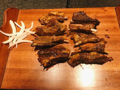 传统工艺秘制羊排-丝路金桃·新疆菜(徐汇店)