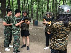 -亲兄弟真人CS团建拓展基地