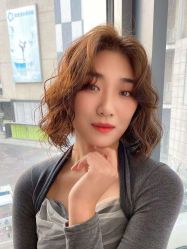 -V8潮牌·接发烫染连锁