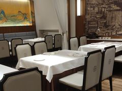 -湘阅•威海海鲜•湖南味道(华宝店)