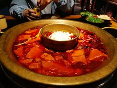 -王婆乔鲜鱼自助火锅(蜀汉路店)