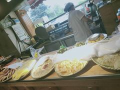 自助取餐区-闯关东东北农家菜(崂山石老人店)