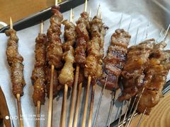 新疆羊肉串-粟氏天府·东北烧烤(长安街店)