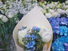 -亭亭鲜花店(中山北路店)