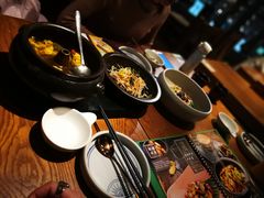 -云海肴·汽锅鸡·云南菜(天山百盛优客店)