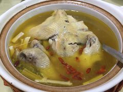 散养芦花鸡煲-欣怡茶庄·始于1999(梅家坞店)
