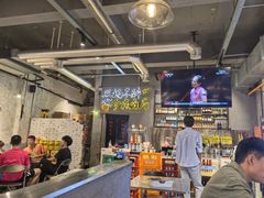大堂-有局·成都市井烧烤·精酿啤酒(双楠店)