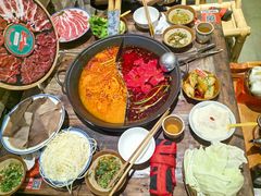 -周小明火锅(黑金冠社区店)