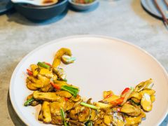 -半山腰·云南菜(侨福芳草地店)