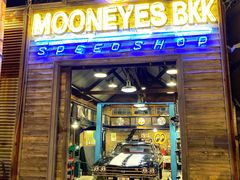 -席娜卡琳火车铁道夜市