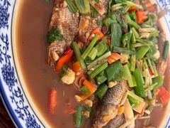 红烧小溪鱼-原味缘菜馆