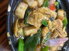 支竹火腩煲-甜甜屋(解放中路店)