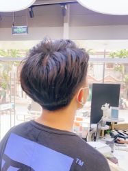 -PE SALON 