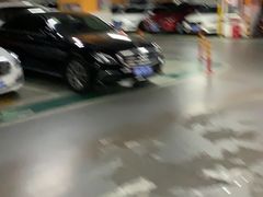 -金狮广场-停车场