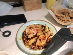 -江边城外烤全鱼(世茂广场店)