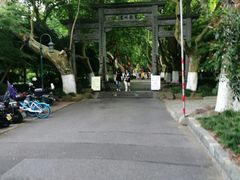 -杭州黄龙洞