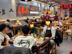 -来龍儿鲜切牛肉自助老火锅