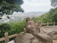 -灵岩山风景区