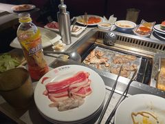 -蓉城四海黑牛烤肉海鲜自助餐厅(宜兴宝龙店)