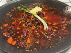 -旧街市鲜货老火锅(大光路店)