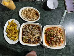 -啰啰冰屋(景洪总店)