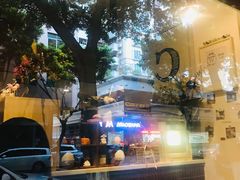 -C.Y Cafe