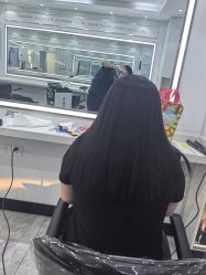-镁连社·美联社