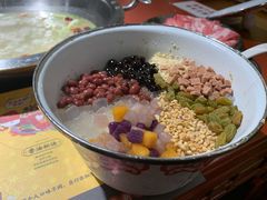 -谭鸭血老火锅(龙湖宝山天街店)