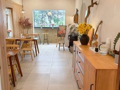 -花苑里咖啡(威远店)
