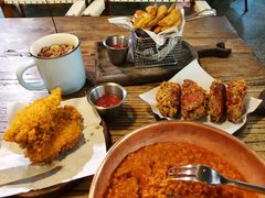 -I HOLIC艾豪丽披萨(KKone店)