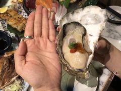 特大北海道厚岸蠔-家贺屋刺身寿司专门店