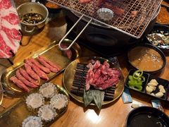 -合易泓烤肉·海肠捞饭(火车站店)