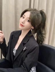 -MODEL'S HAIR