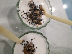 -马尔龙新疆饭店·清真(瑞景店)